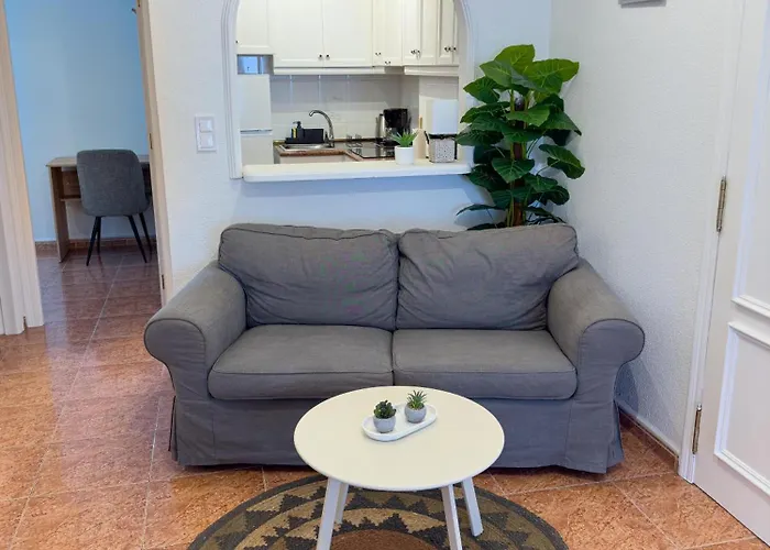 Seaside Escape Apartment *